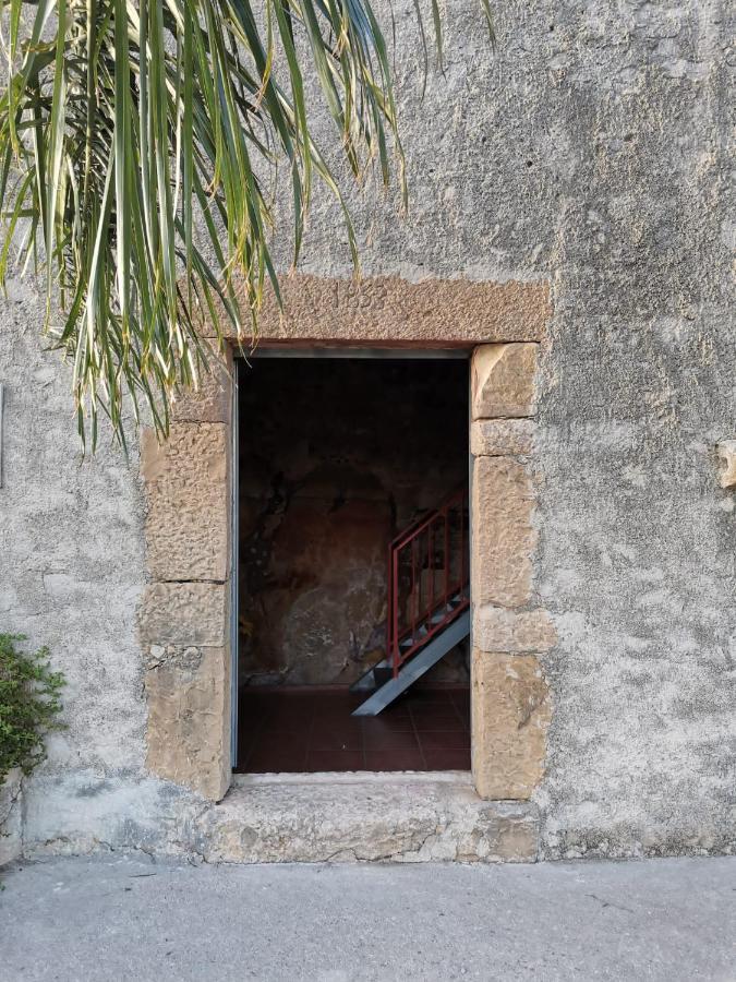 فيلا Buseto Superioreفي Antico Baglio Siciliano Parecchiata المظهر الخارجي الصورة